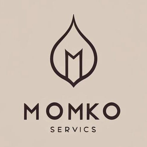 Logotipo de Momko Servics: "M" estilizada marrón dentro de un contorno en forma de llama. Texto: "MOMKO SERVICIS" debajo.