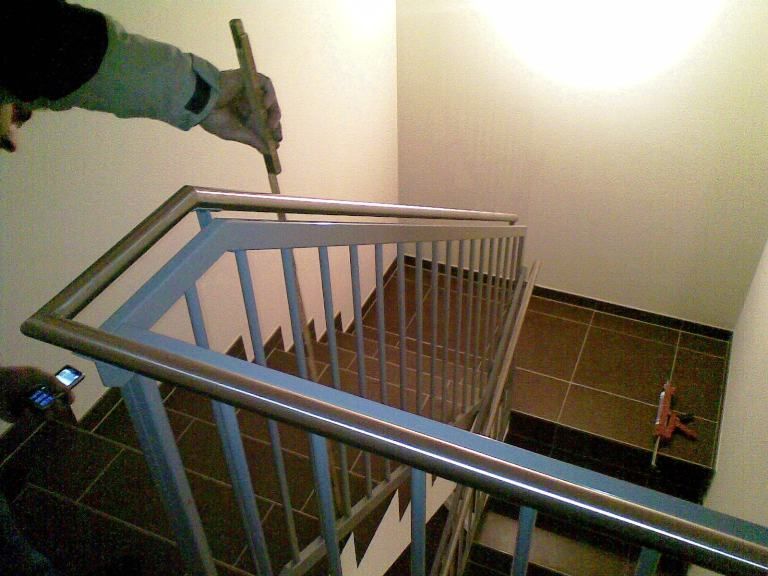 Jo Métal - tôlerie - construction métallique - barrière - escaliers