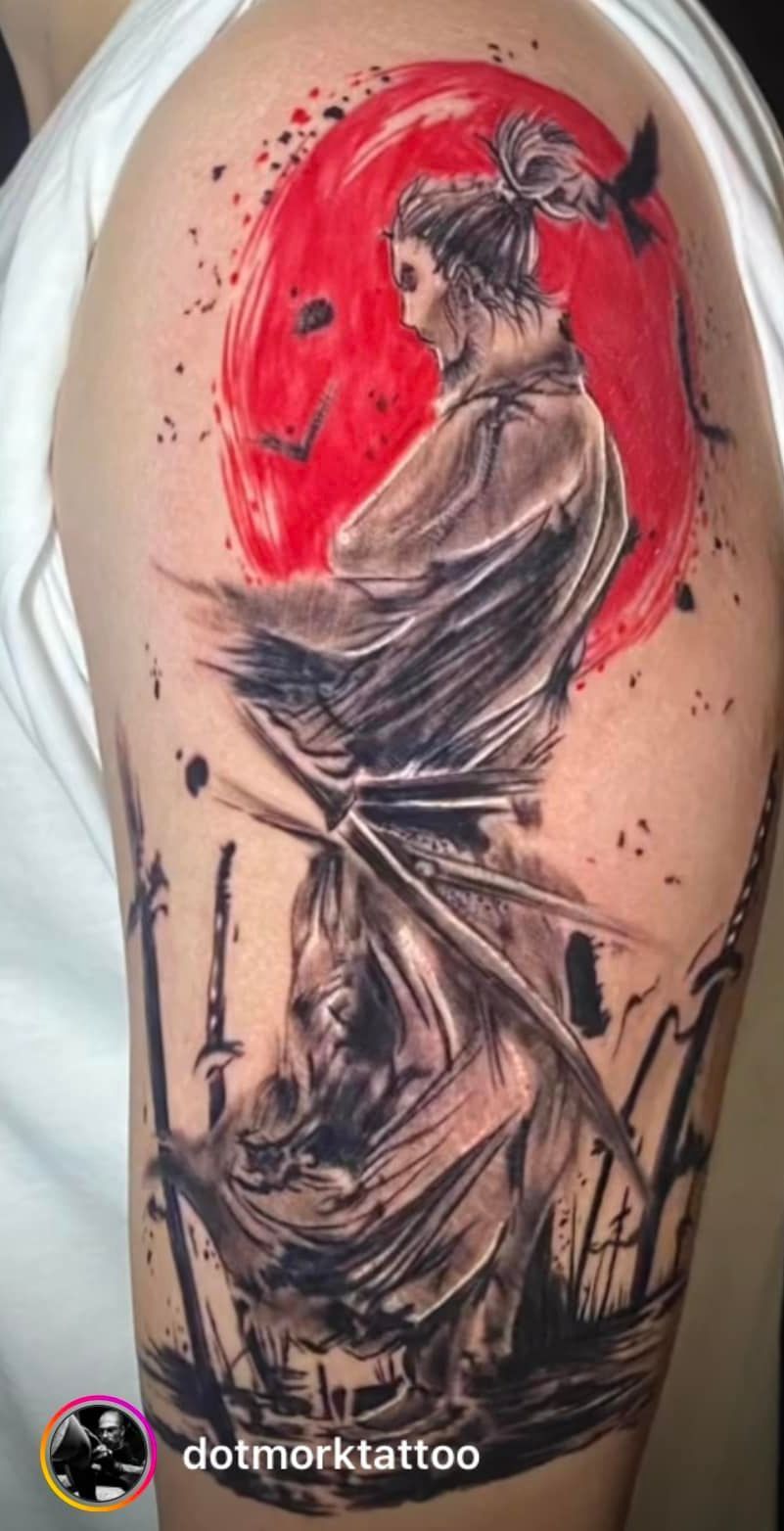 Tatouage néojaponais rouge et noir