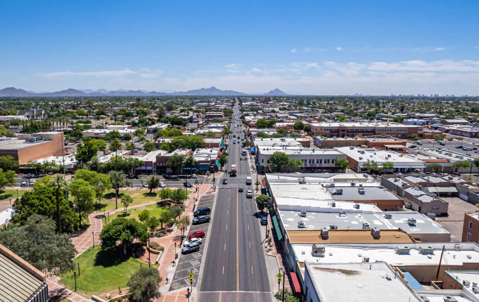 Explore Historic Downtown Glendale