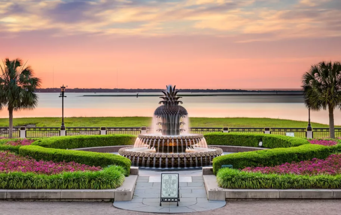 Enjoy waterfront park's iconic views in Charleston, SC