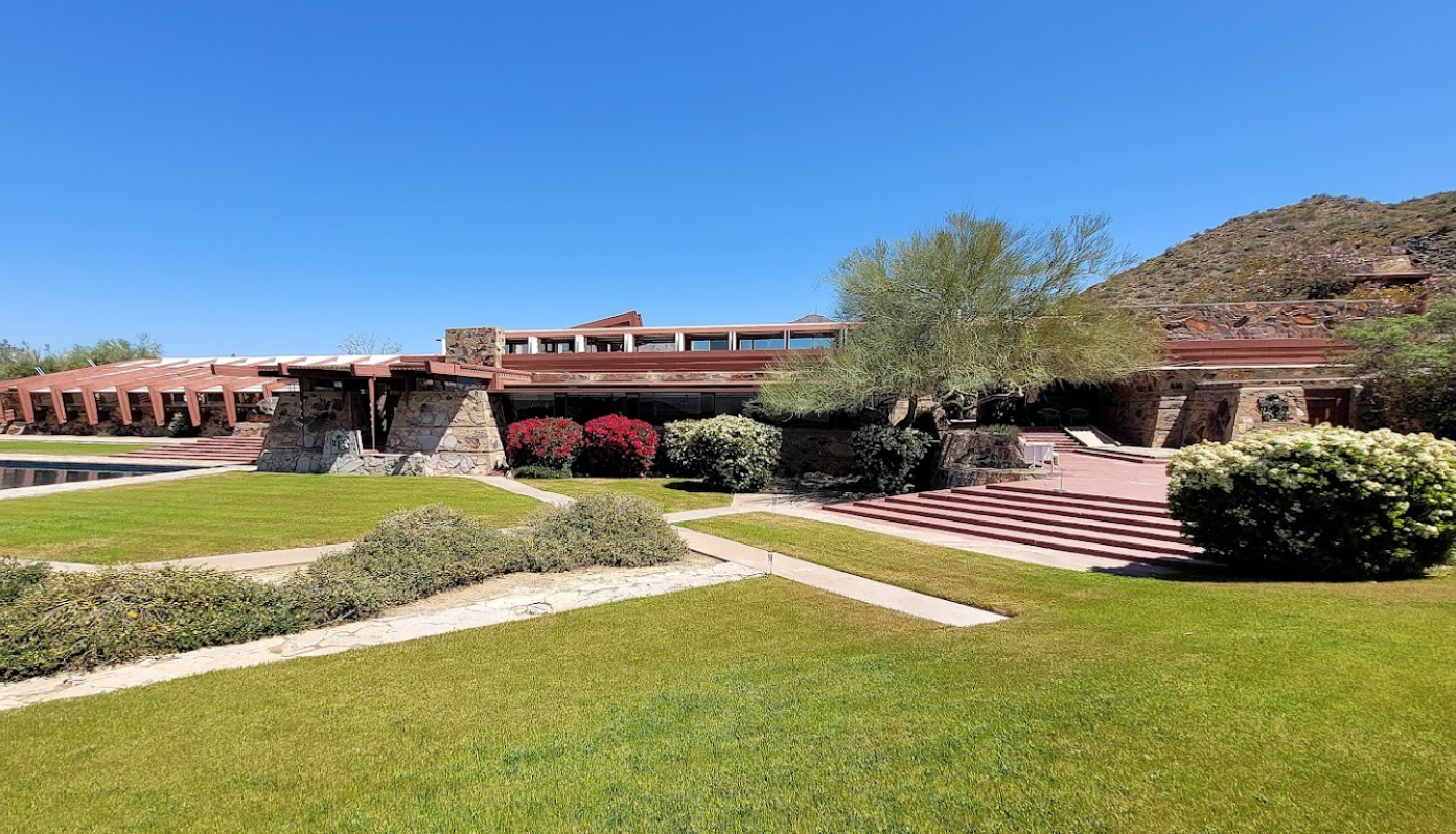 Taliesin West's front lawn on a sunny day with no clouds in the sky