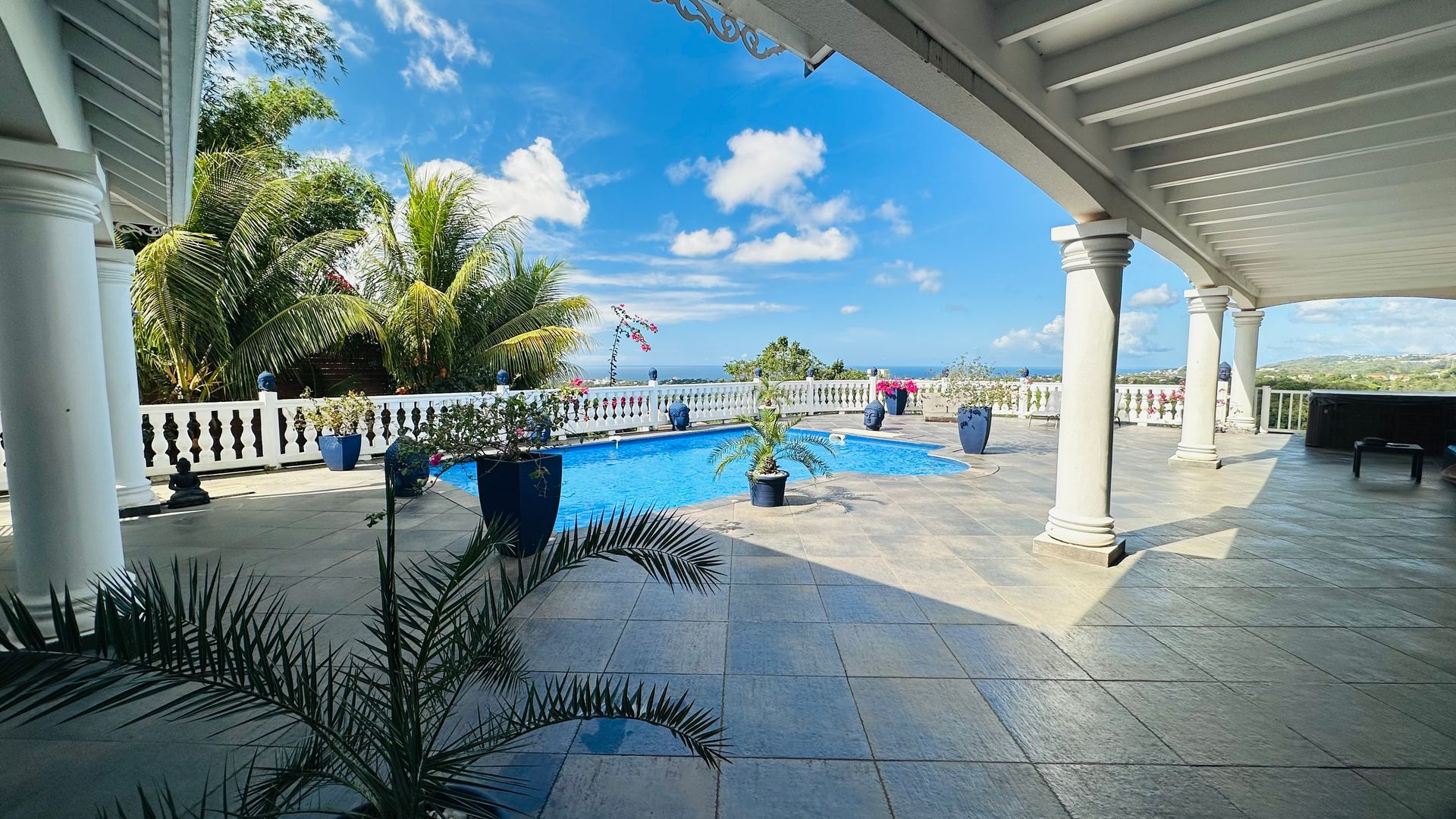 Piscine de la Villa Victoria SPA à Fort-de-France