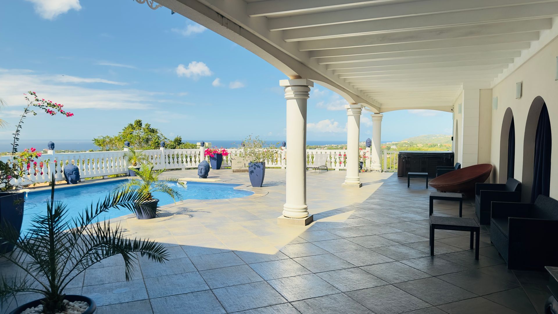 Terrasse de la Villa Victoria à Fort-de-France