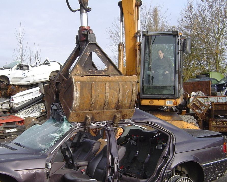 Destruction de véhicules