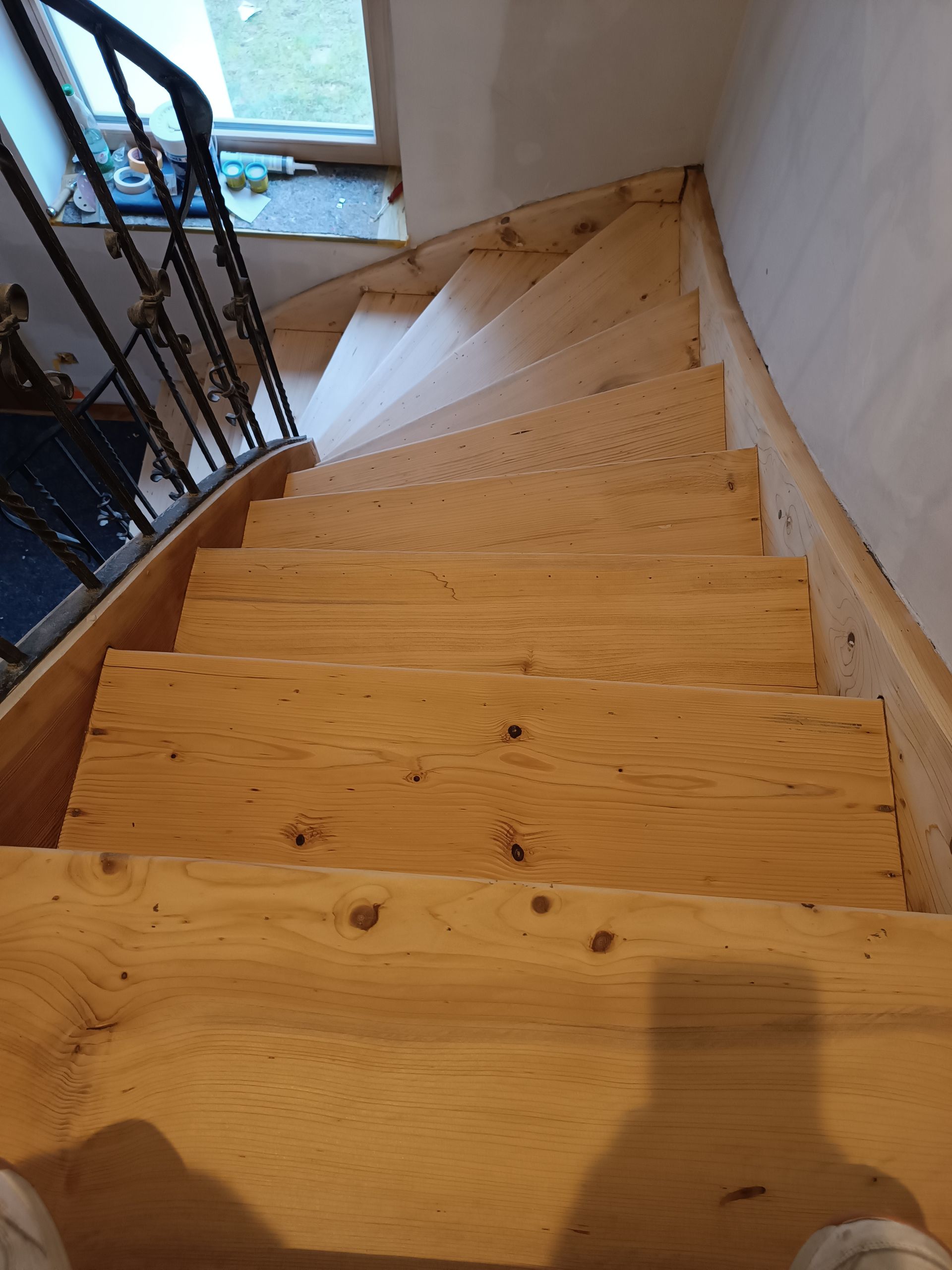 Holztreppe, Foto von Marco Rot Gabriel Parkett