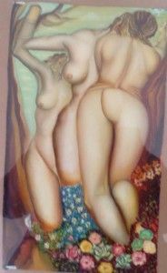 Tres figuras desnudas entre flores y follaje.
