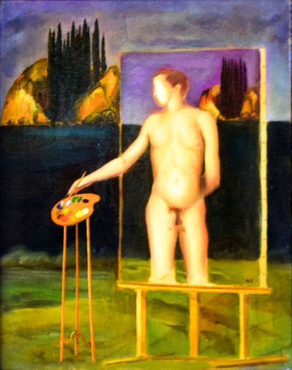 Figura desnuda pintada sobre lienzo, con paleta y pincel, de pie junto al agua. Colores azul oscuro, verde y dorado.