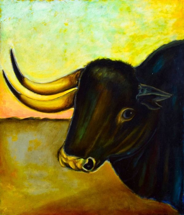 Toro negro con cuernos curvados sobre un fondo amarillo y tostado.