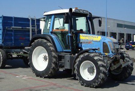 Traktor von [company_name]