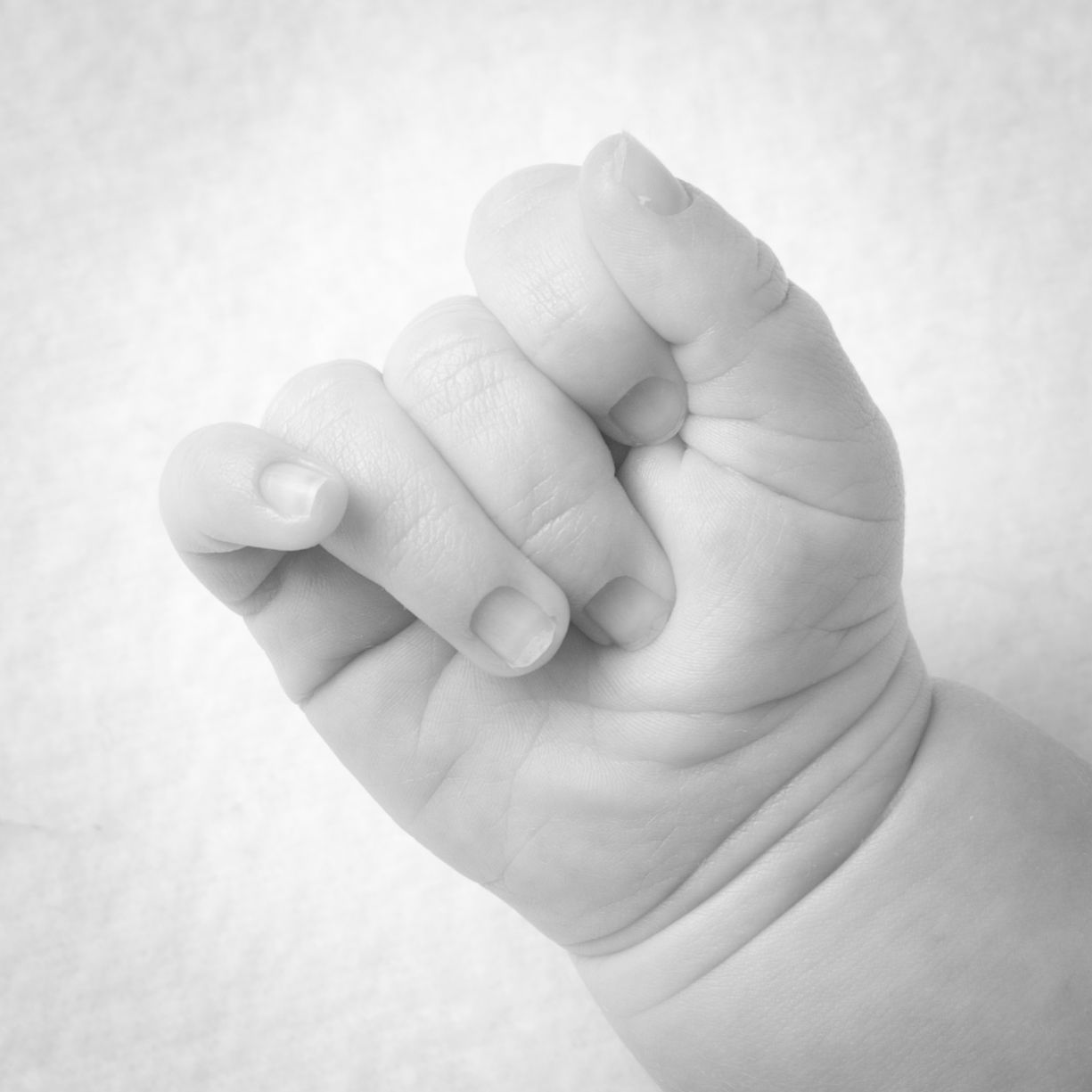 Fotografia profesional tenerife hoyos foto detalle mano bebe recien nacido newborn