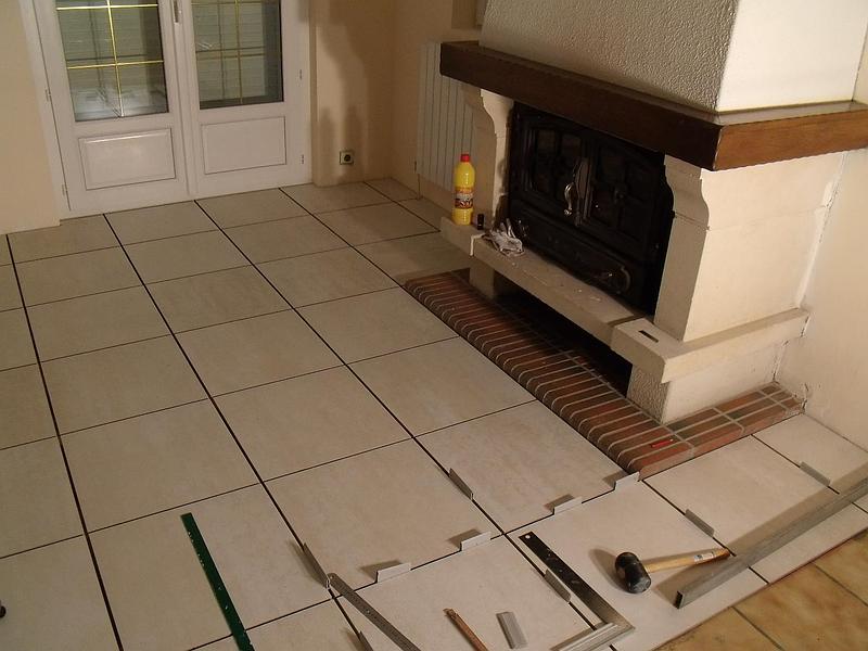 Pose de carrelage carré