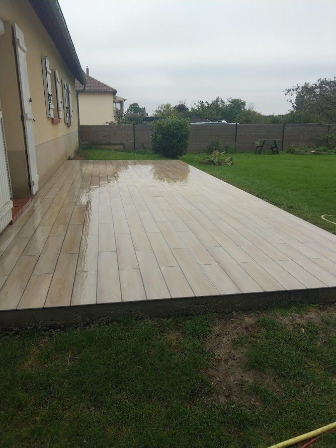 Travaux sur terrasse extérieure finis