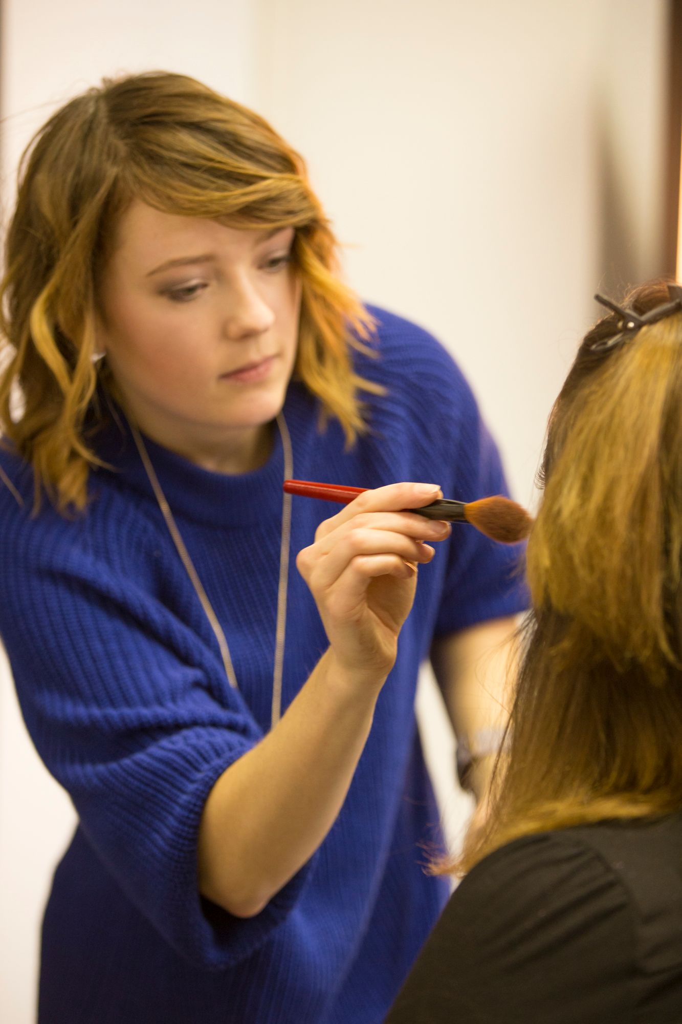 Make-up Artist Saskia