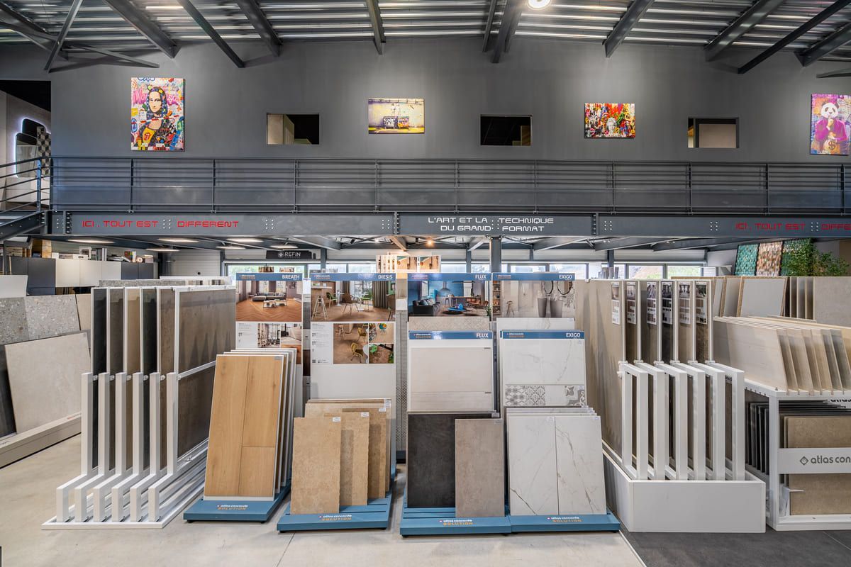 Stock de carrelages dans la boutique