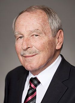 Manfred Gall
Rechtsanwalt