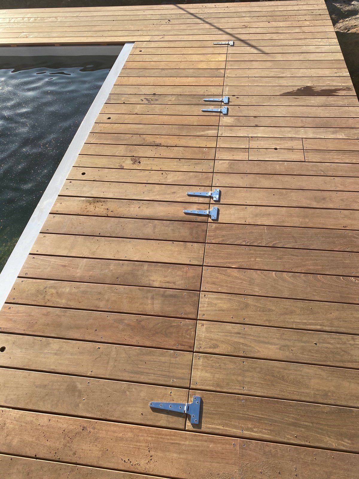 Bardage sur coffre de rangement 