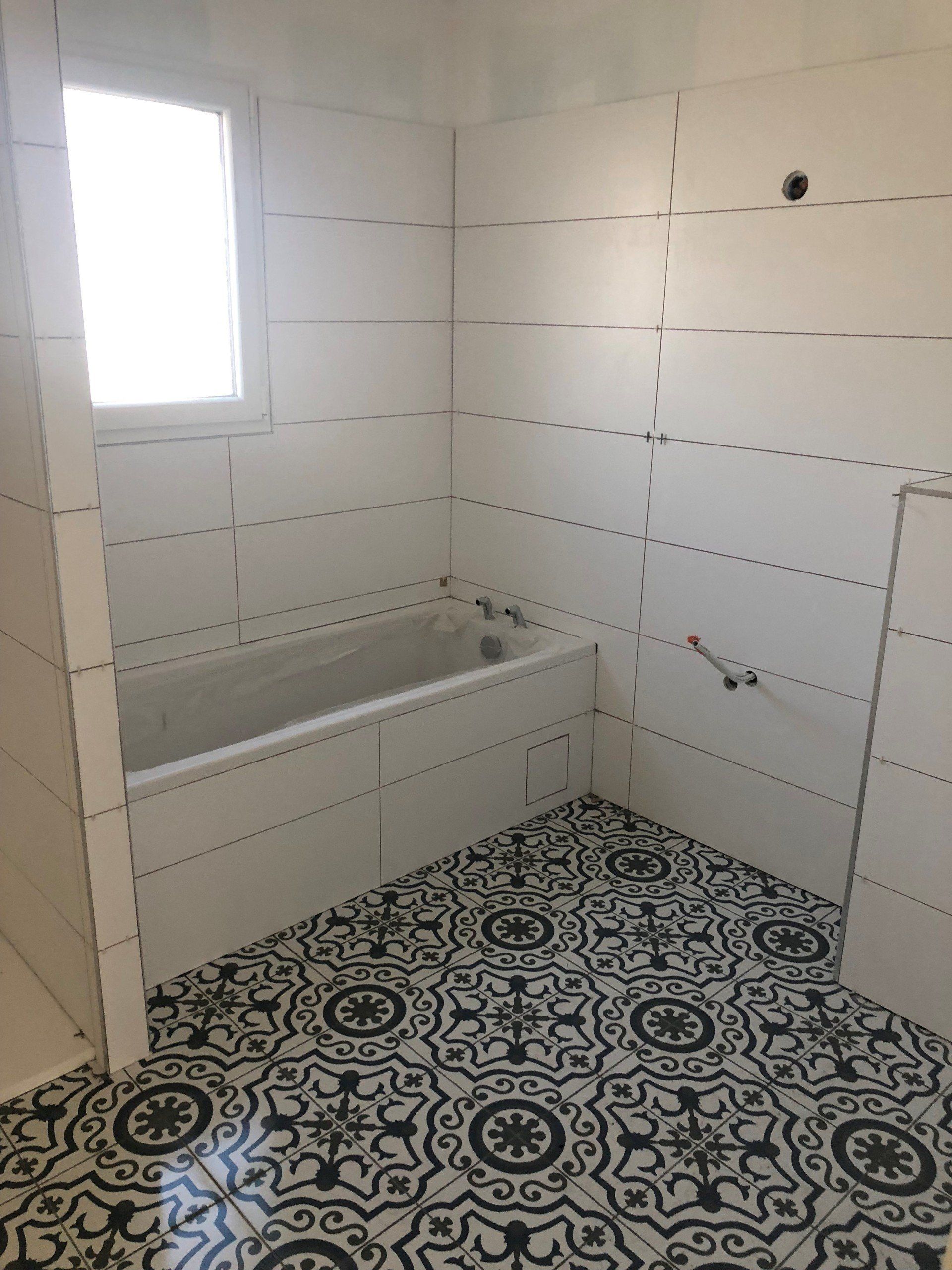 Salle de bains fraîchement rénovée