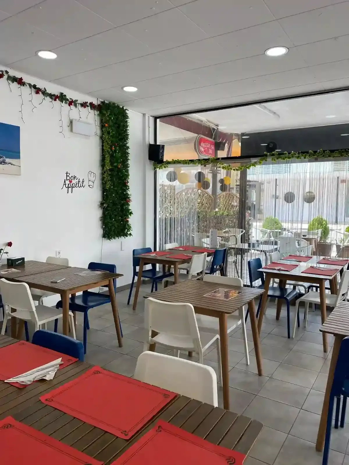 Restaurante Latino To Eat - Que hoy es un día hermoso | Local 01