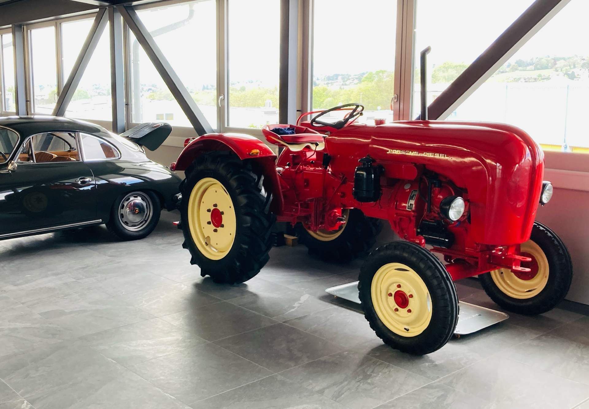 une porsche diesel rouge