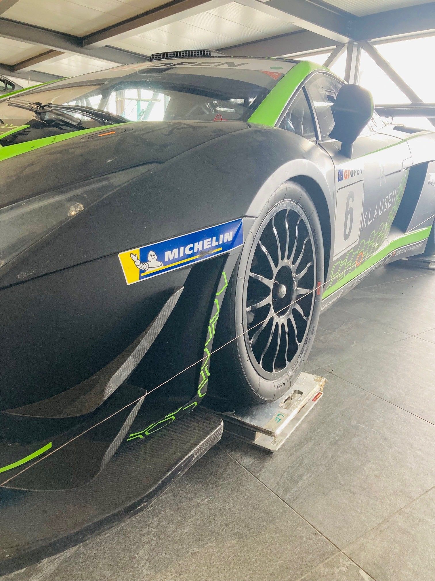 Réglage chassis complet circuit sur une Lamborghini Gallardo