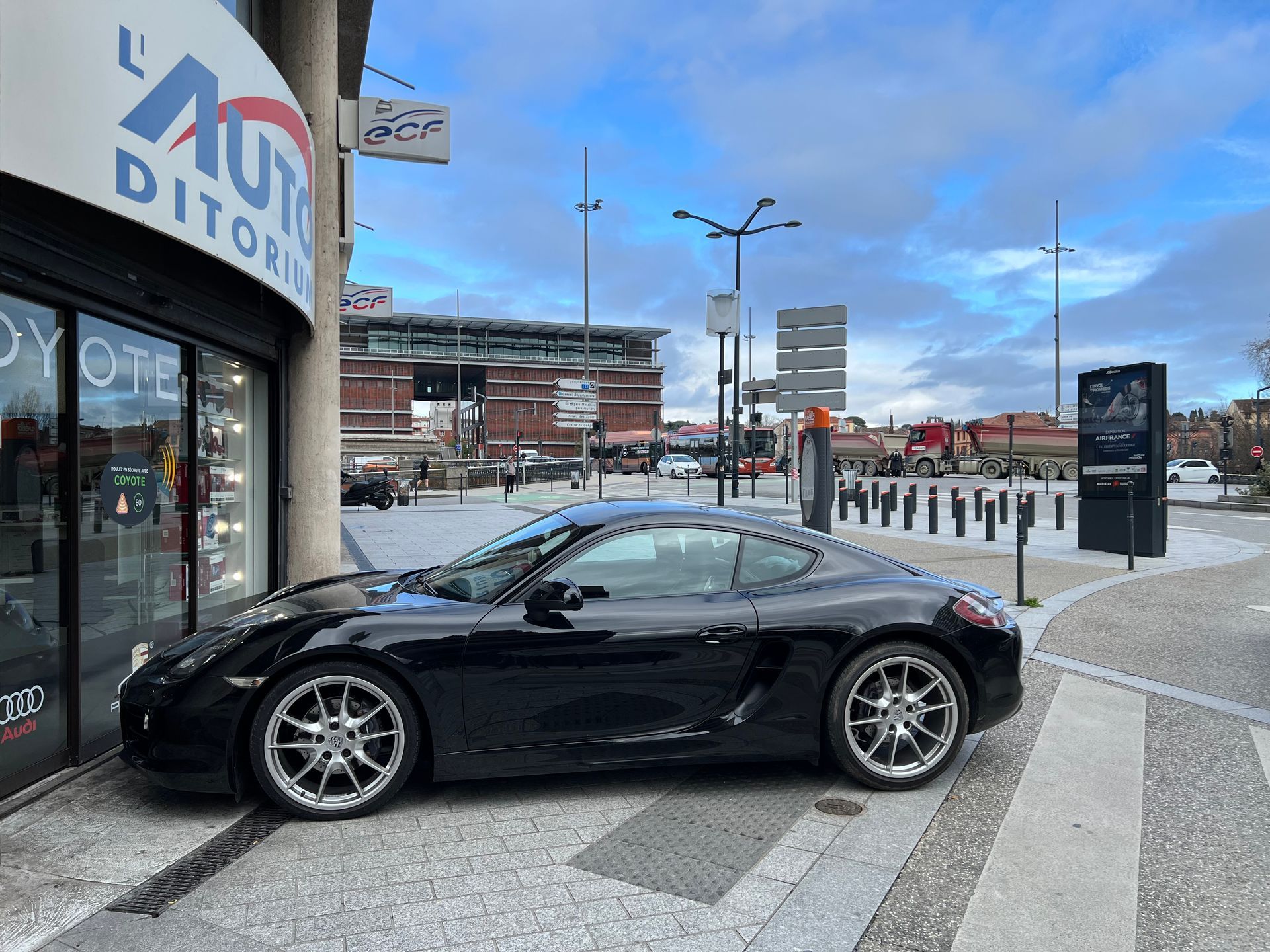 Nouvelle Porsche disponible à l'Autoditorium