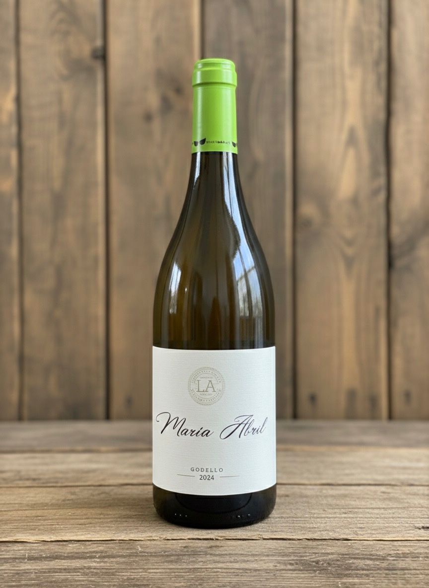 Botella de vino blanco, la etiqueta dice 