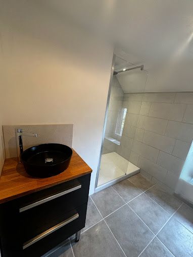 Carrelage de salle de bains intemporel