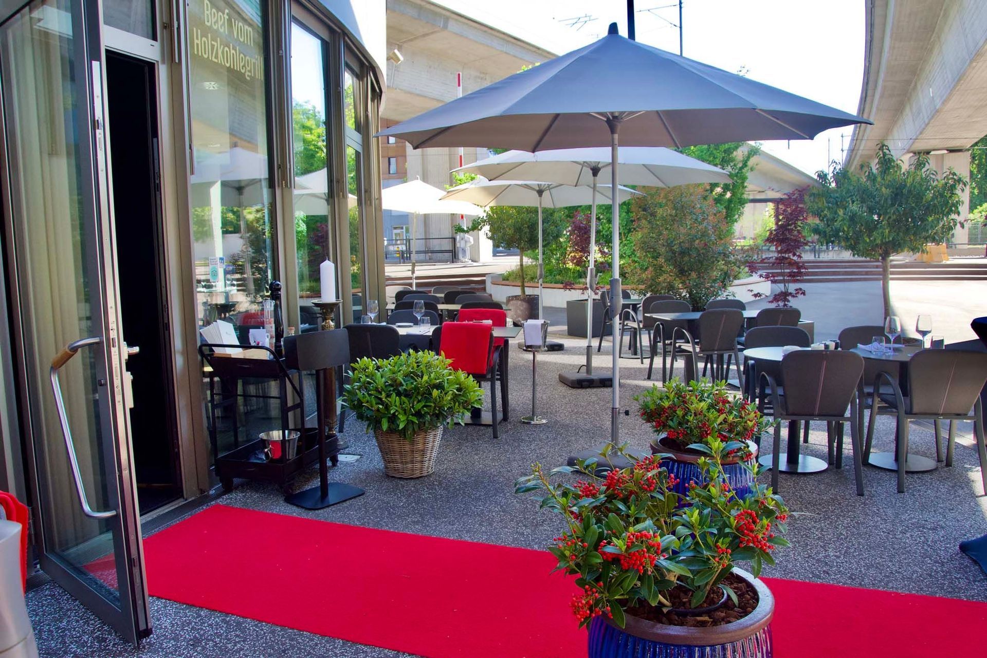 Restaurant mit Garten - Simple Restaurant in Wallisellen