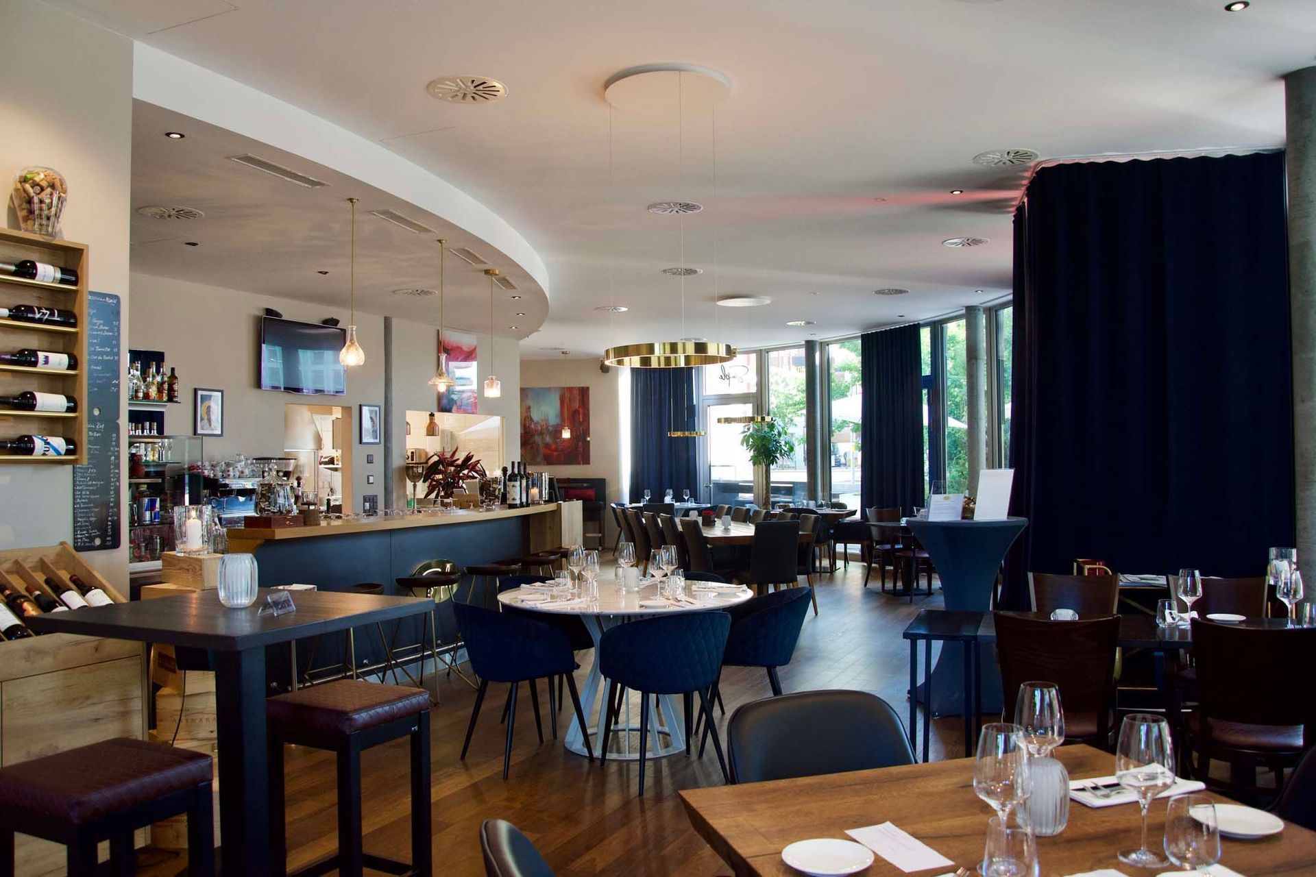 Steakrestaurant - Simple Restaurant in Wallisellen