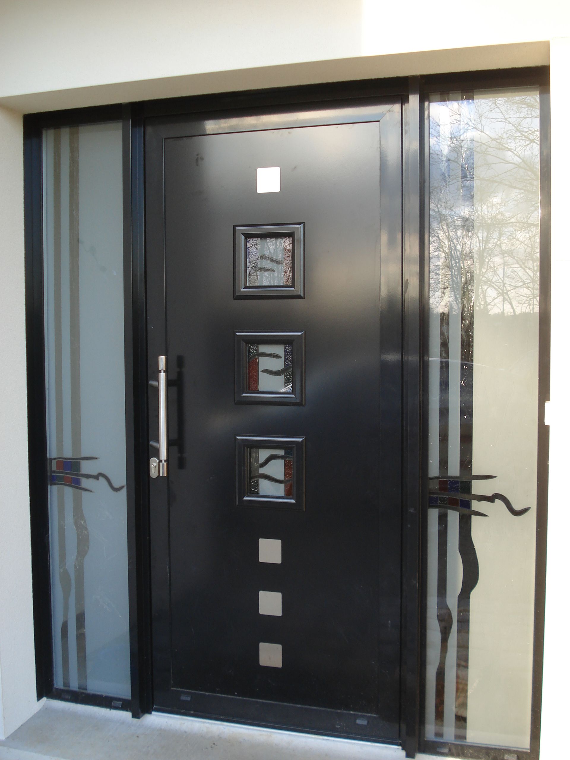 Porte d'entrée en PVC noire