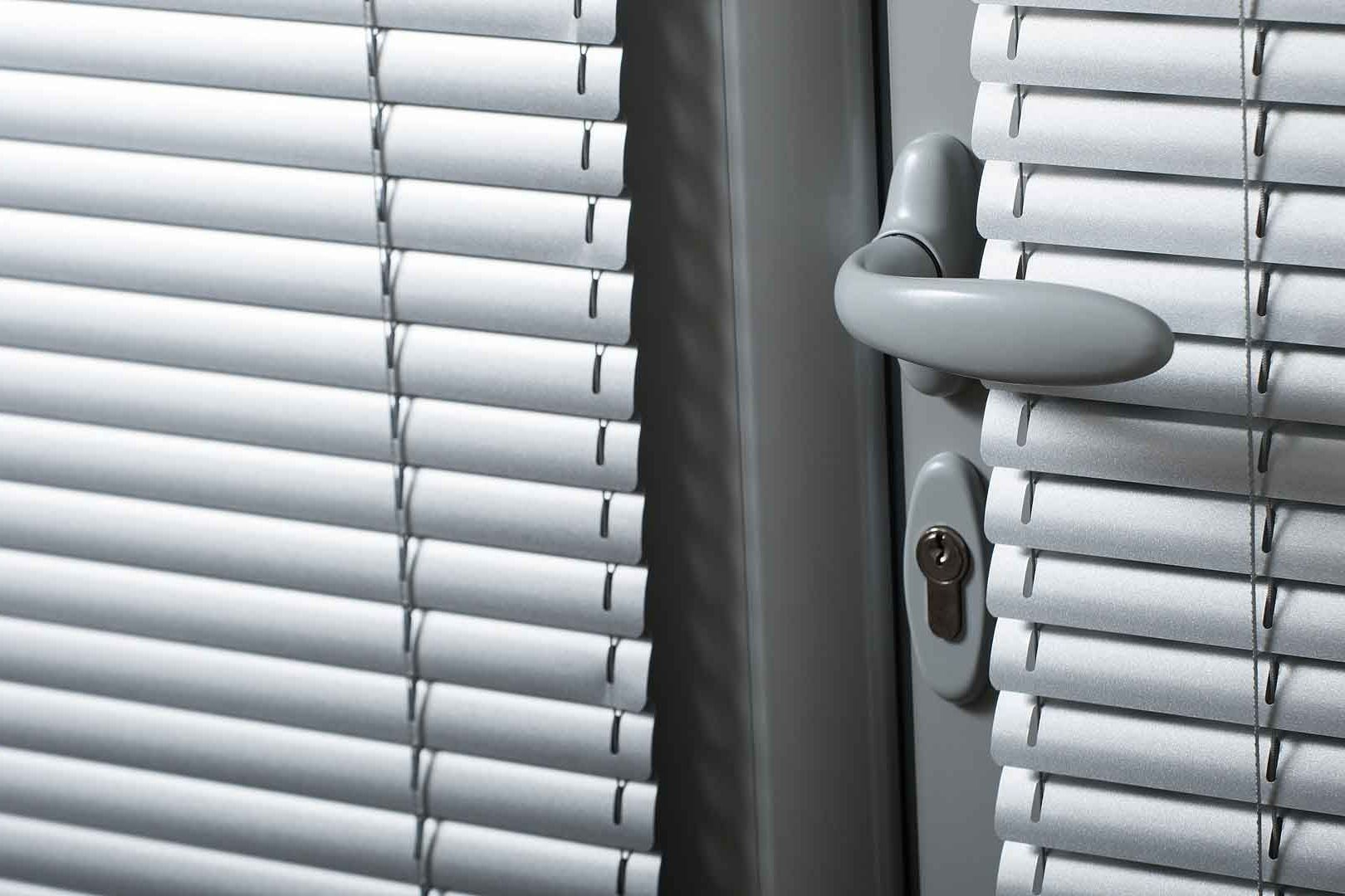 Volet intérieur métallique