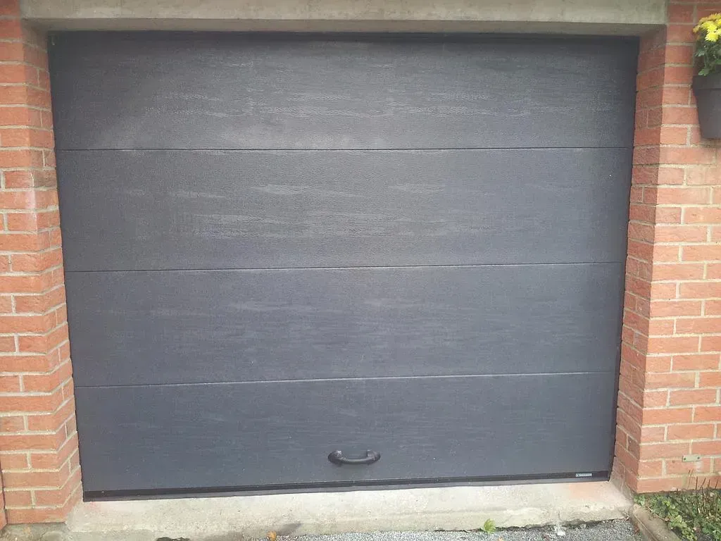 Porte de garage coulissante