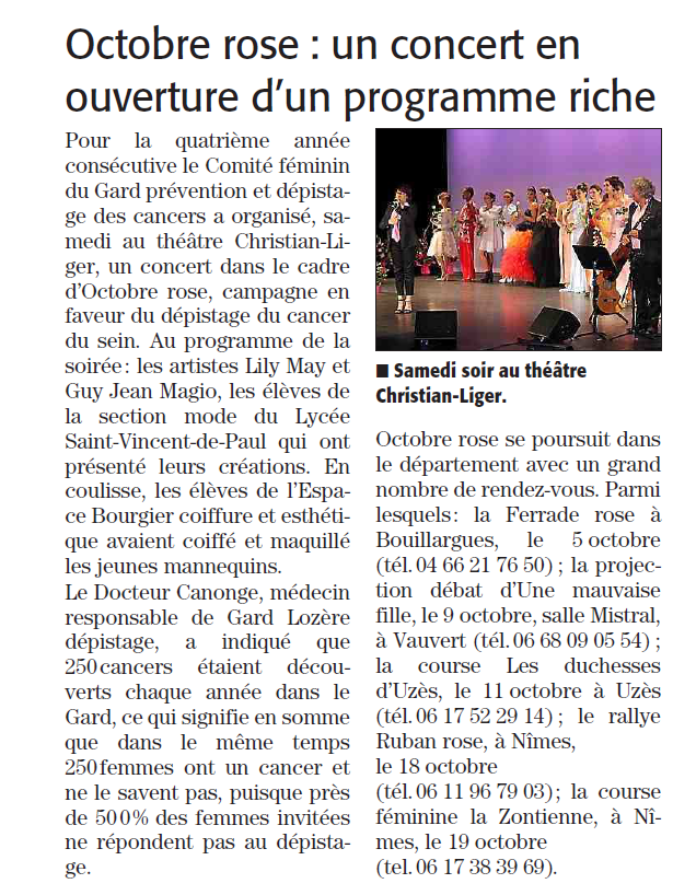 Article de journal français sur un concert caritatif, avec une petite photo de scène montrant des artistes en costumes rouges et blancs.