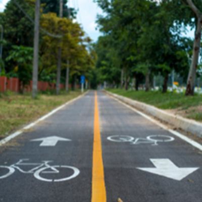 Photographie d'une piste cyclable