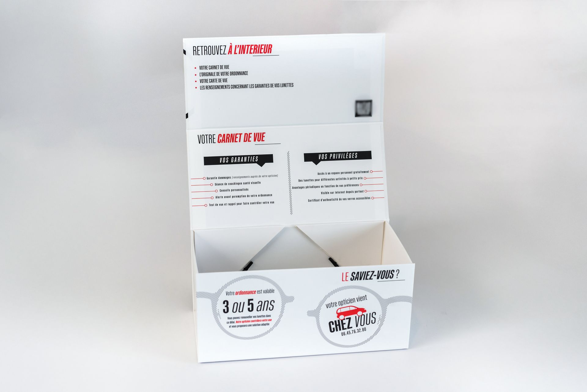 Emballage en carton blanc 