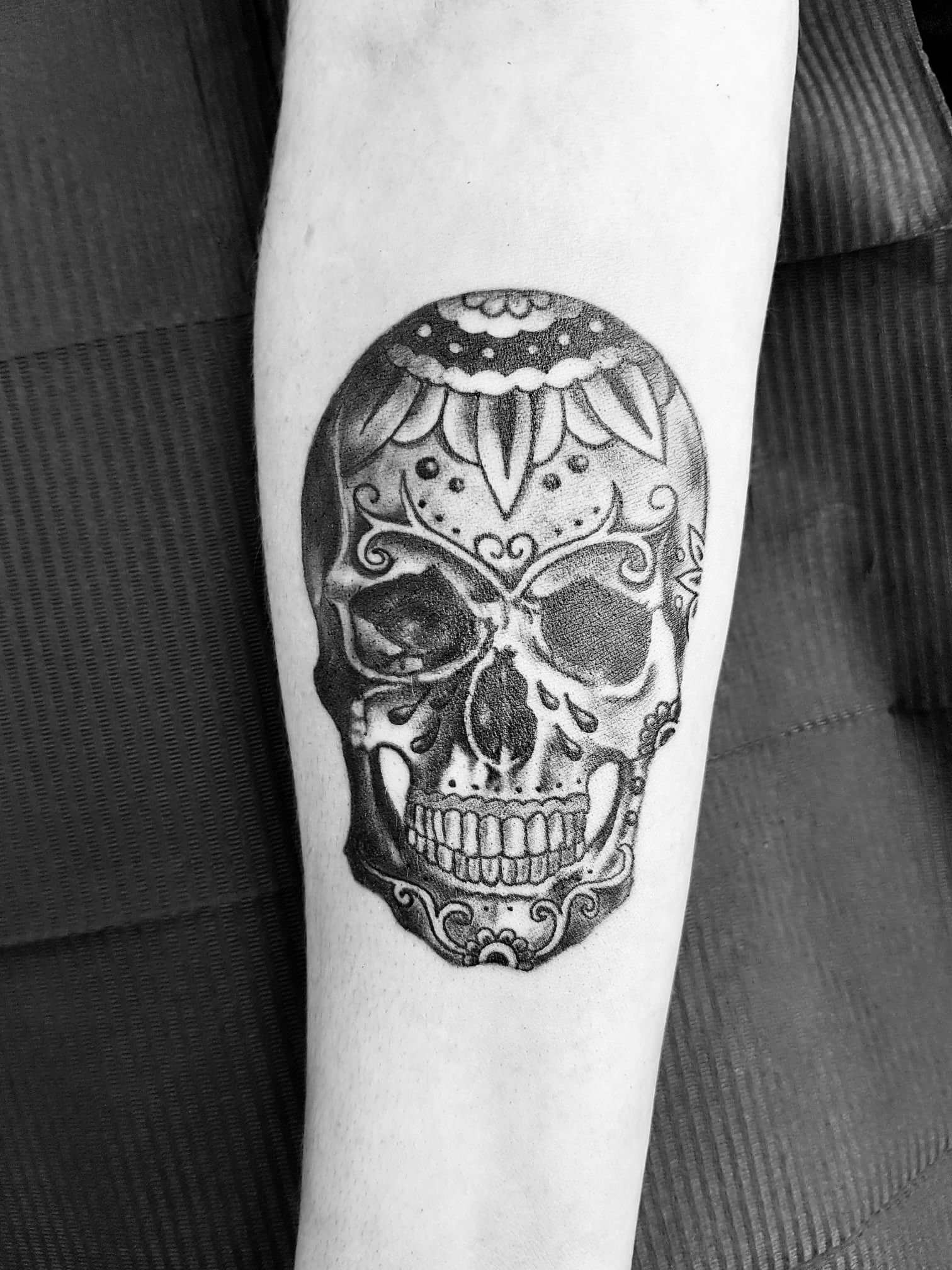 Photorealistisches Tattoo - Feel Ink Tattoo Studio - Urdorf