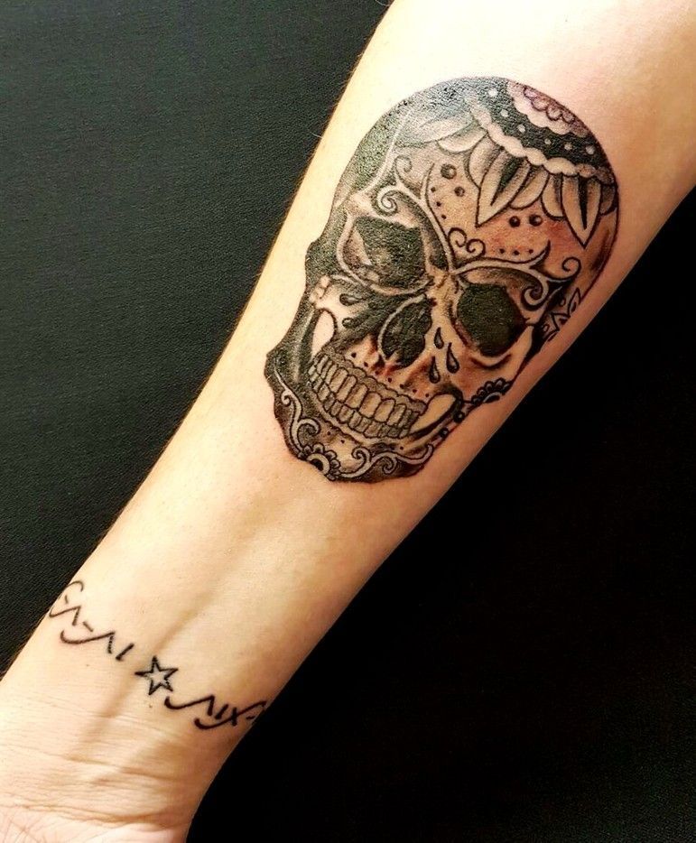 Photorealistisches Tattoo - Feel Ink Tattoo Studio - Urdorf