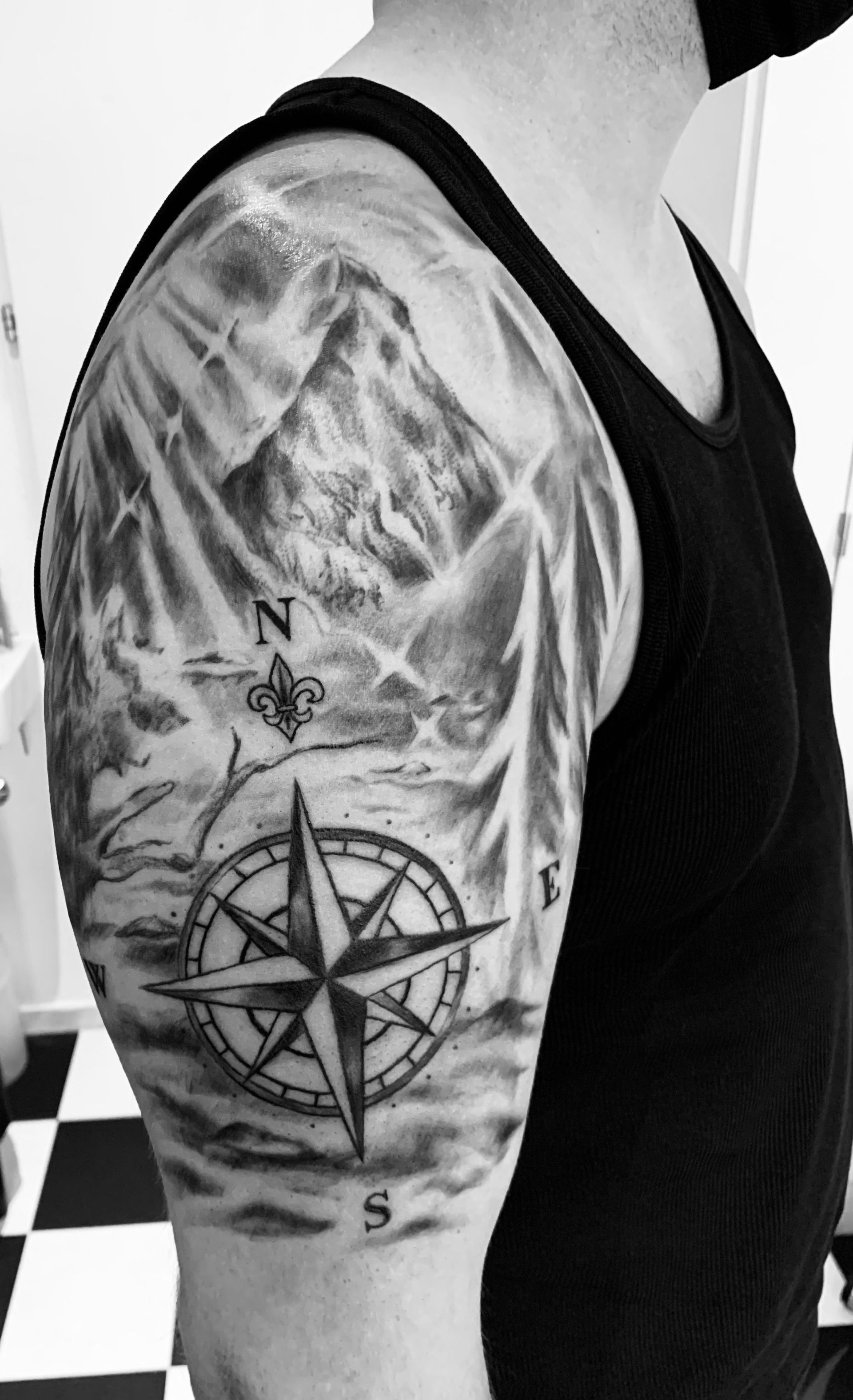 Photorealistisches Tattoo - Feel Ink Tattoo Studio - Urdorf