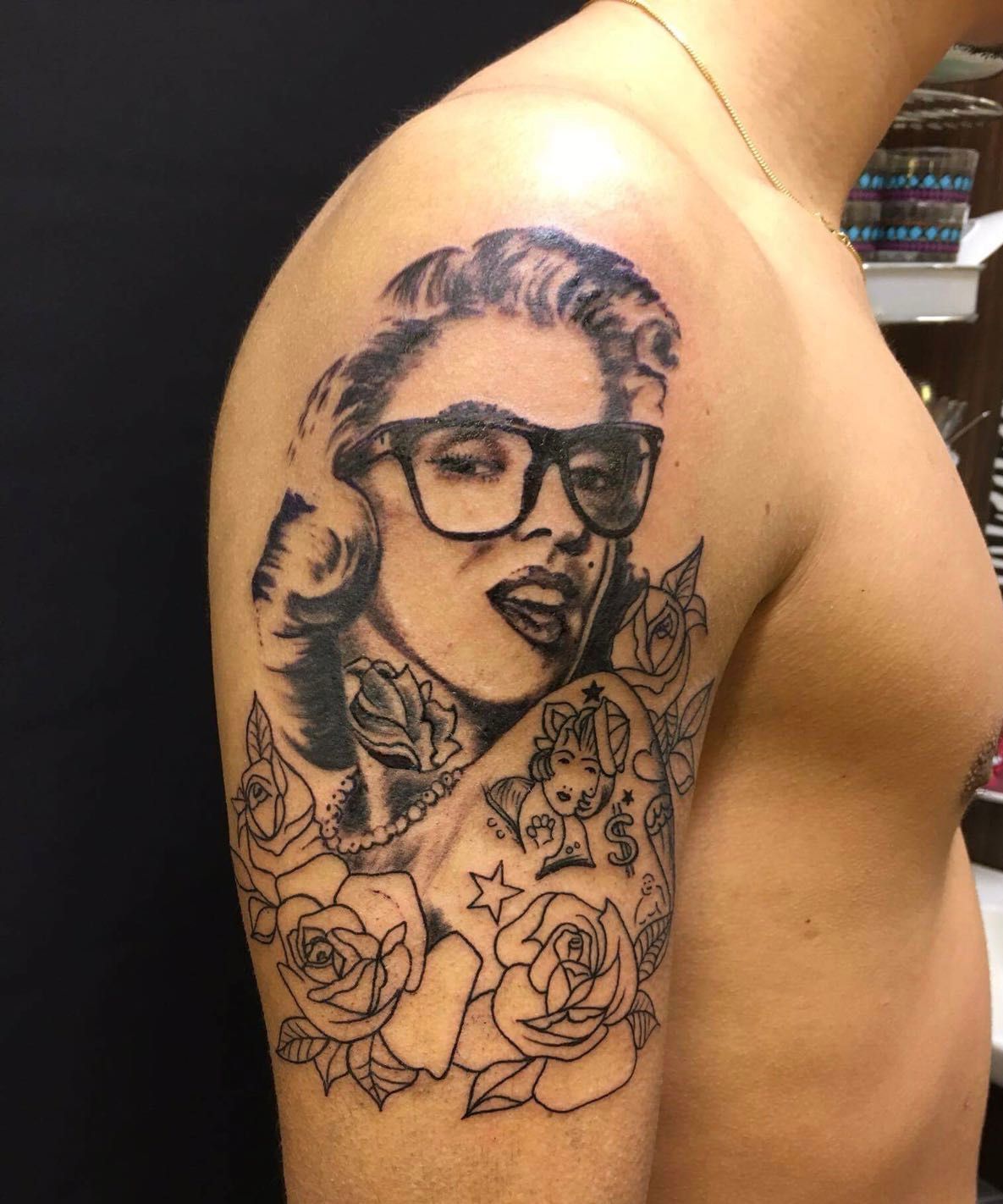 Photorealistisches Tattoo - Feel Ink Tattoo Studio - Urdorf