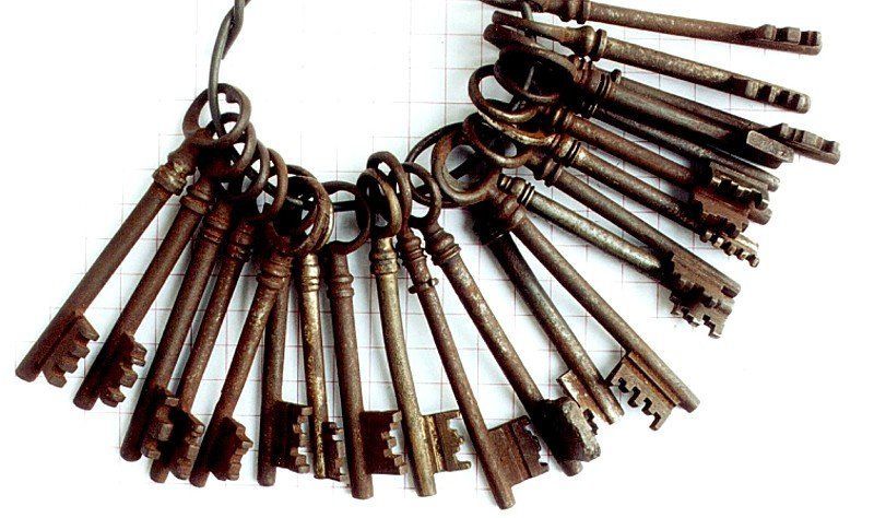 Reproduction de clés anciennes, clés plates, clés de porte