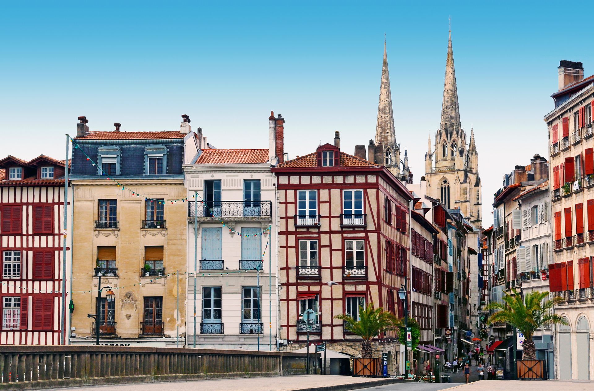 Focus sur maisons typiques de Bayonne