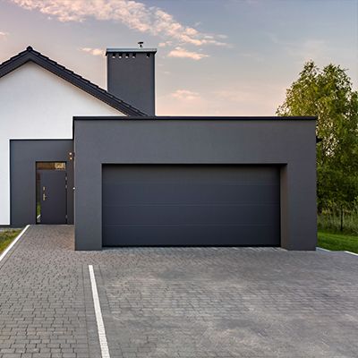 Prise de vue d'un garage sombre