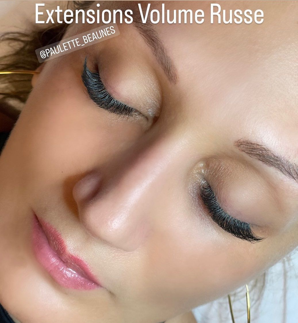Extension de cils volume russe