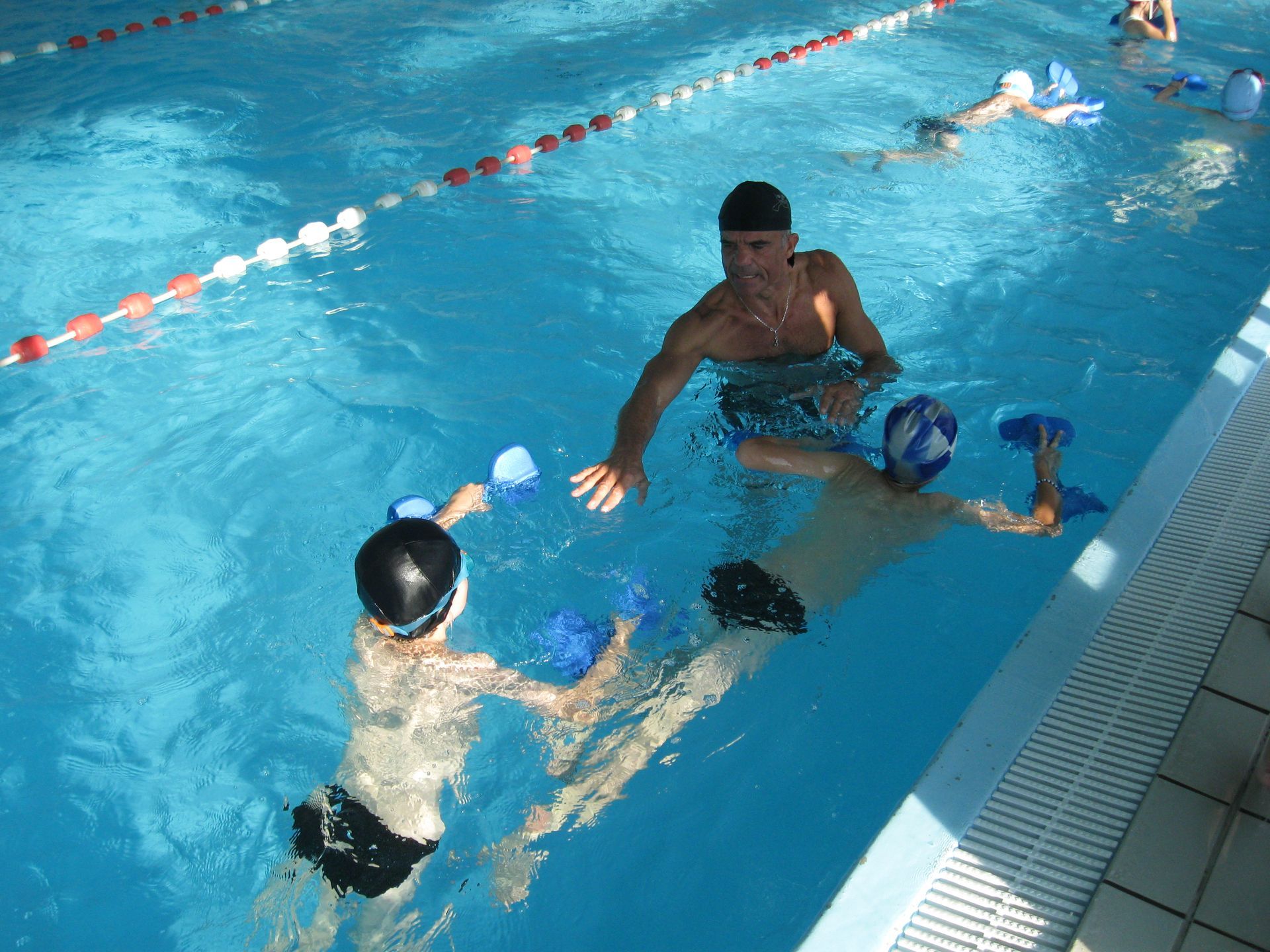 Séance d'aquagym en intérieur