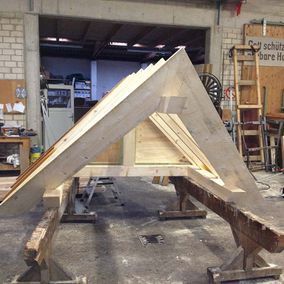 Zimmerarbeiten Dachbalken