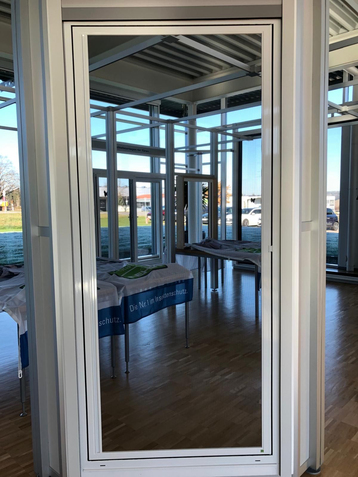 Hoher Fenster- oder Türrahmen