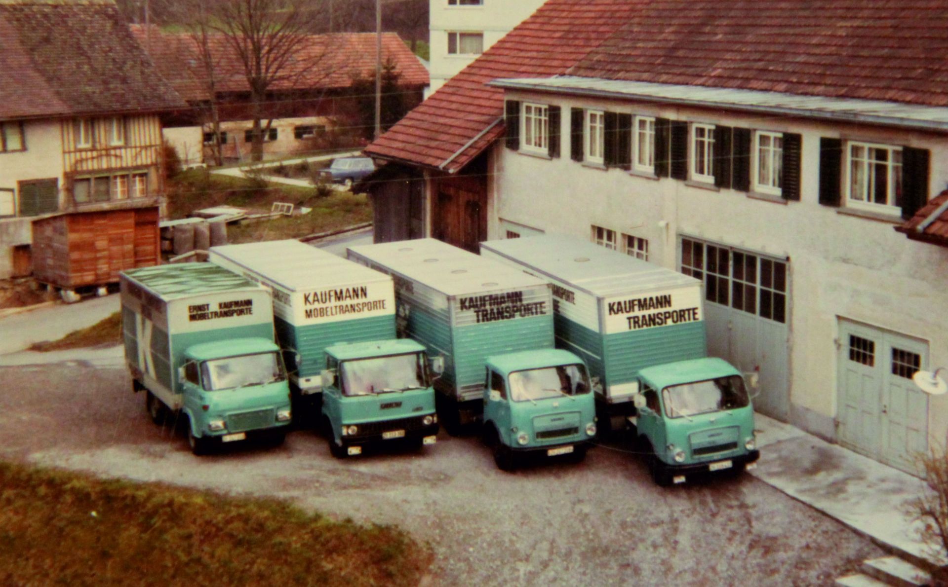 Fahrzeuge - Kaufmann Transporte