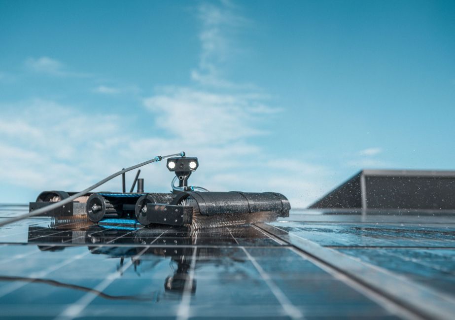 Vers la page Nettoyage de panneaux solaires