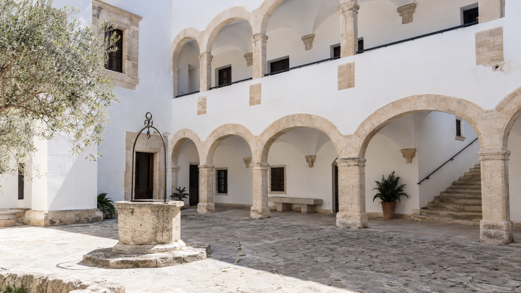 Interior de un espacio público limpio en Ibiza.